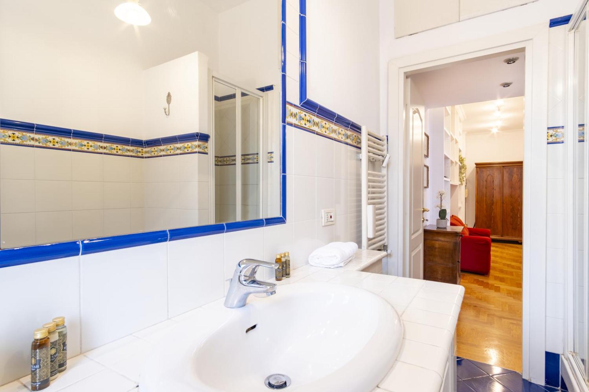 Apartment Elegantis Solinda *